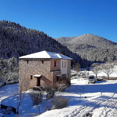 Chalet Elati Hills Vytina