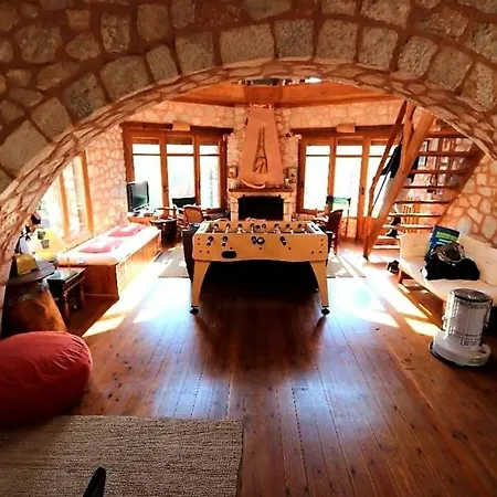 Elati Hills Alpehytte