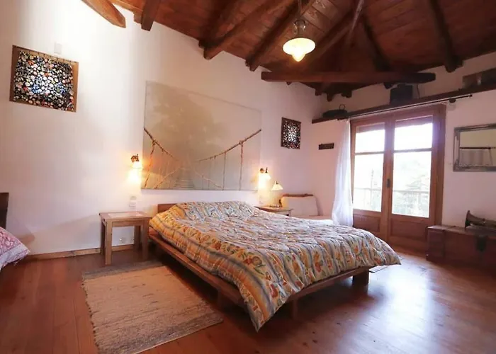 Elati Hills Alpstuga Vytina