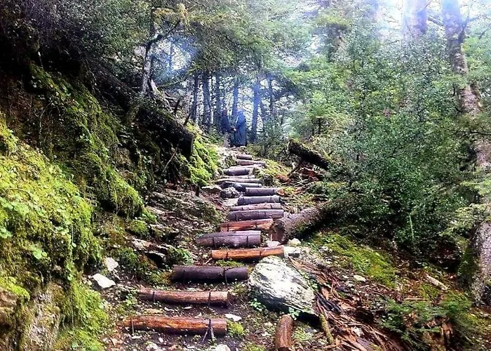 Elati Hills * Vytina