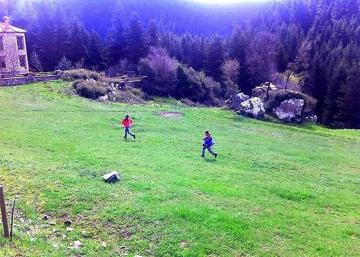 Alpstuga Elati Hills *